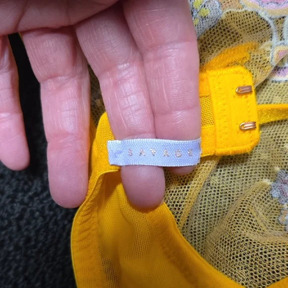 Salvage Yellow Lace Bralette - Picture 11 of 11